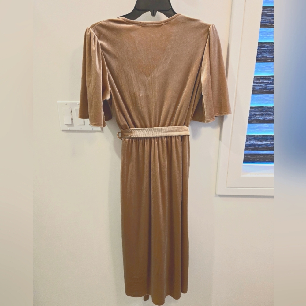 Elegant Tan Midi Wrap Dress - Picture 3 of 4